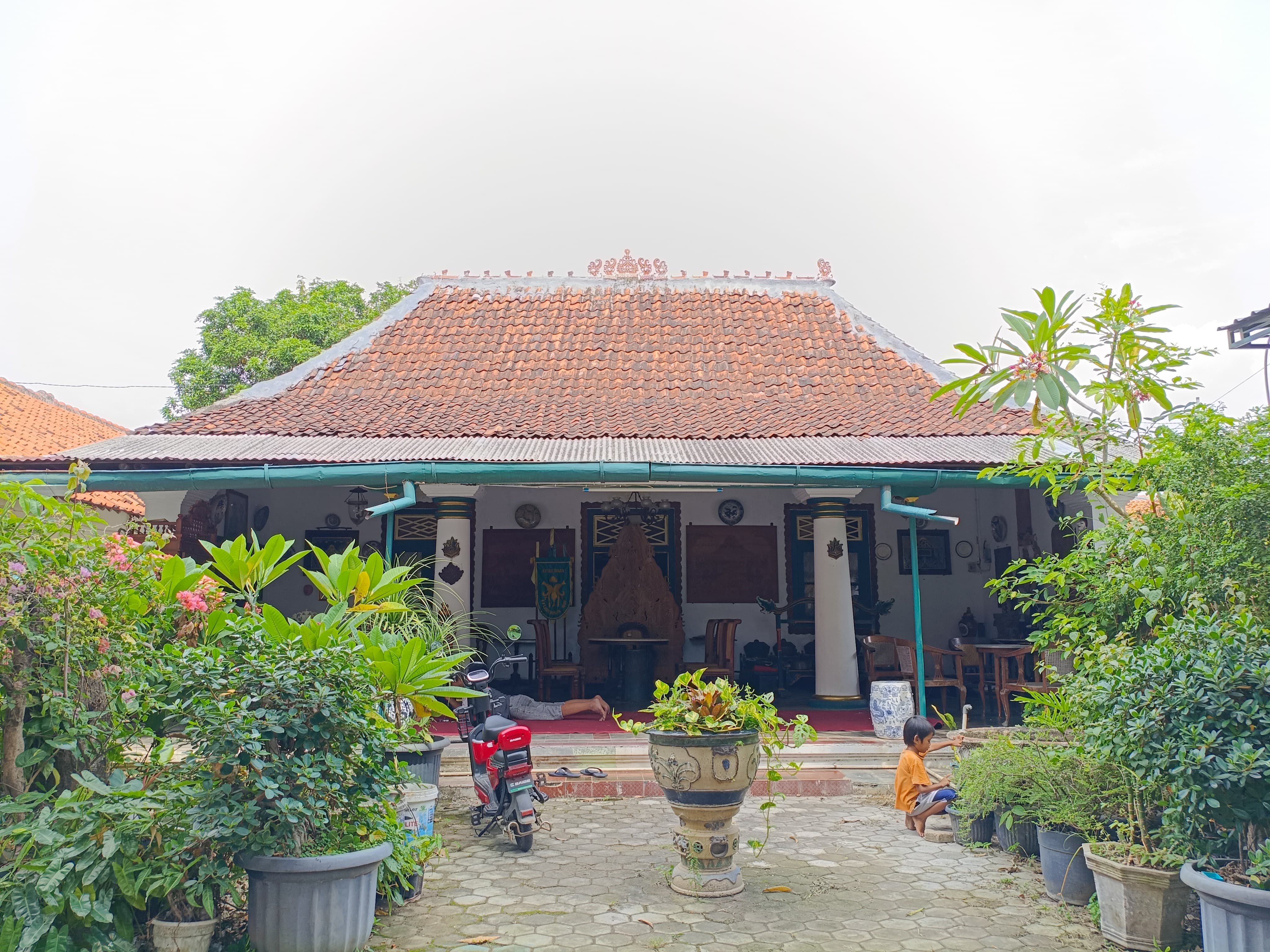 Sebagai Destinasi Wisata Edukatif, Keraton Kacirebonan Fungsikan Kembali Gedong Kepatihan