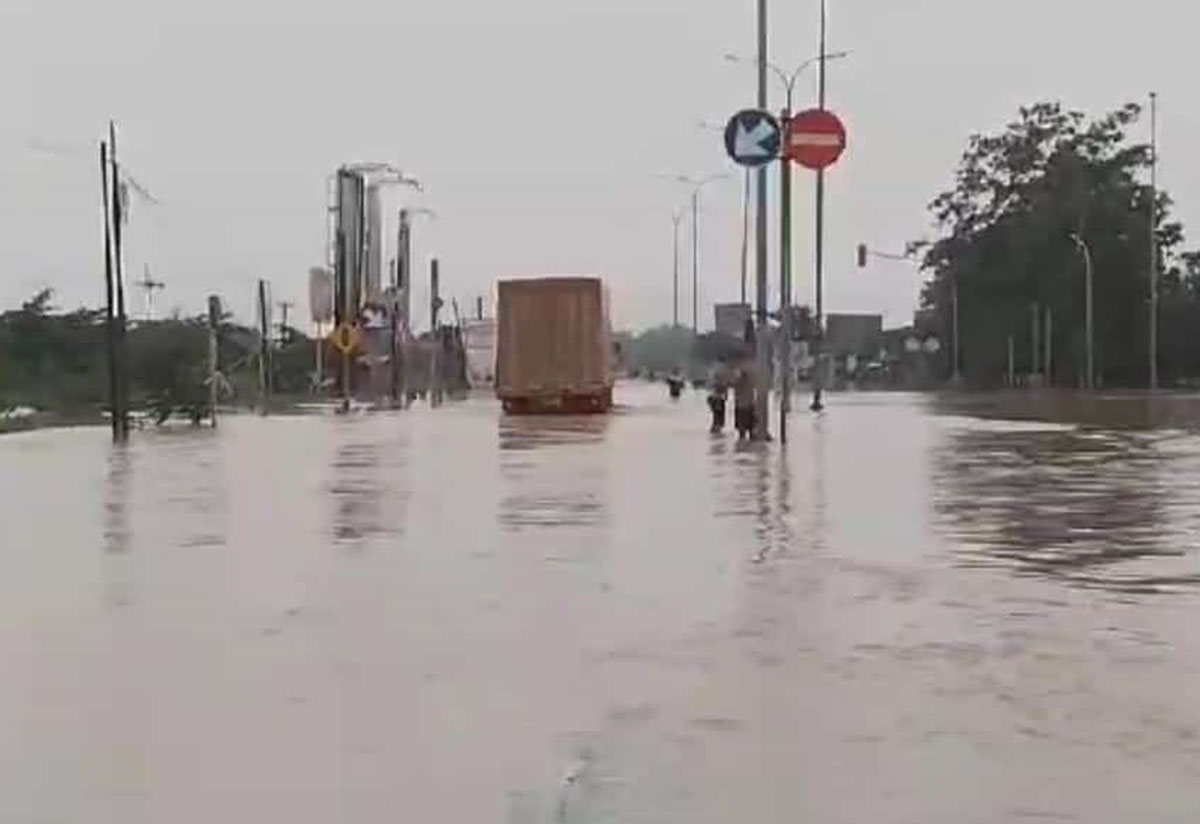 Banjir Majalengka-Sumedang Berangsur Surut, BPBD Jabar Sudah Terjun ke Lapangan