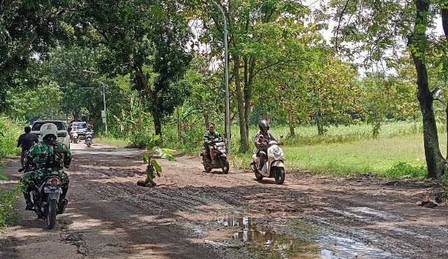 Sering Sebabkan Kendaraan Terperosok, Jalan Sindanglaut–Ciawigajah Akan Segera Diperbaiki