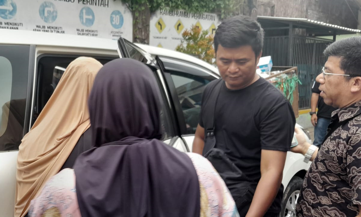 Siswa SMA asal Kota Cirebon Dijemput Polisi, Diduga Terkait UU ITE Pornografi