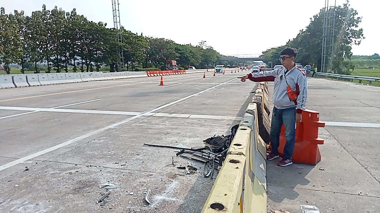 Kecelakaan di Tol Cipali Hari Ini, Mini Bus Seruduk Truk, 3 Orang Meninggal Dunia