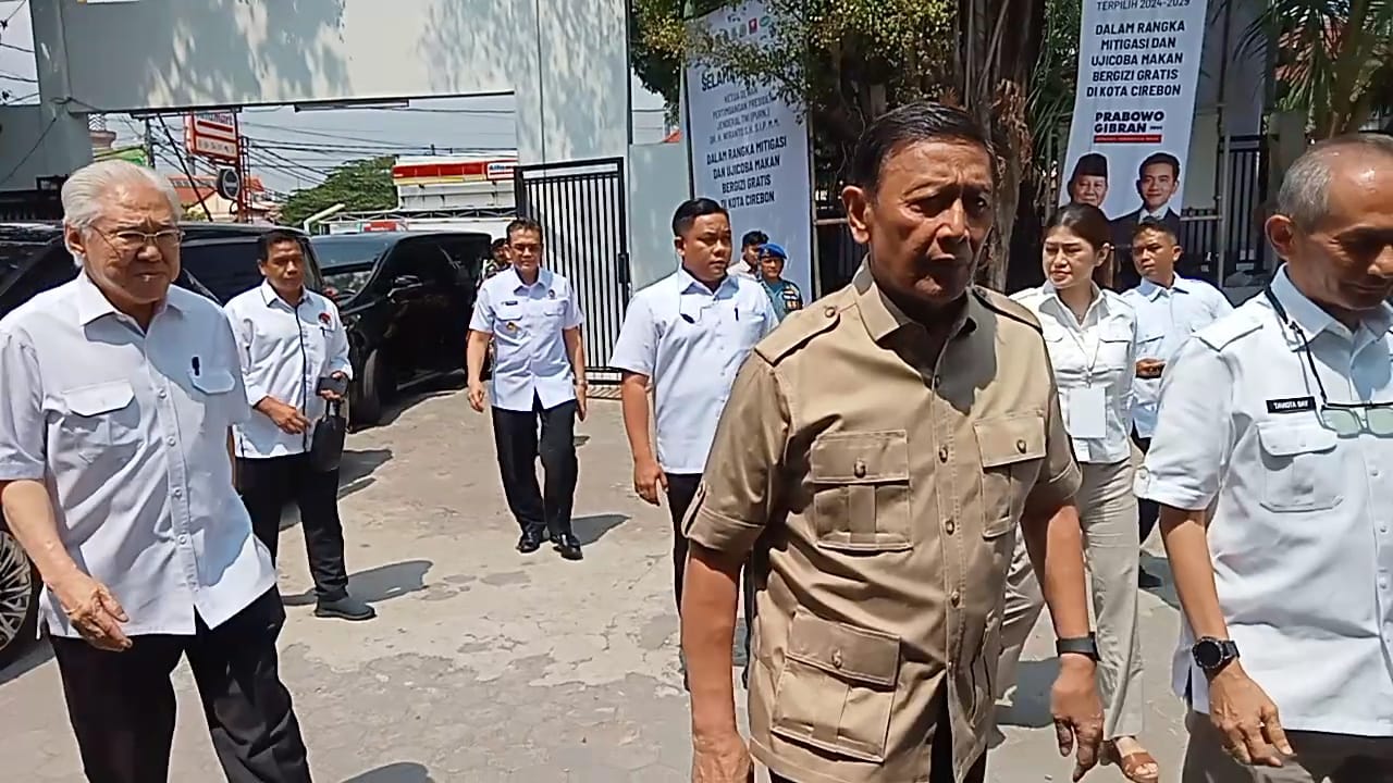 Uji Coba Makan Bergizi Gratis di Cirebon, Prabowo Subianto Batal Hadir, Diwakili Wiranto