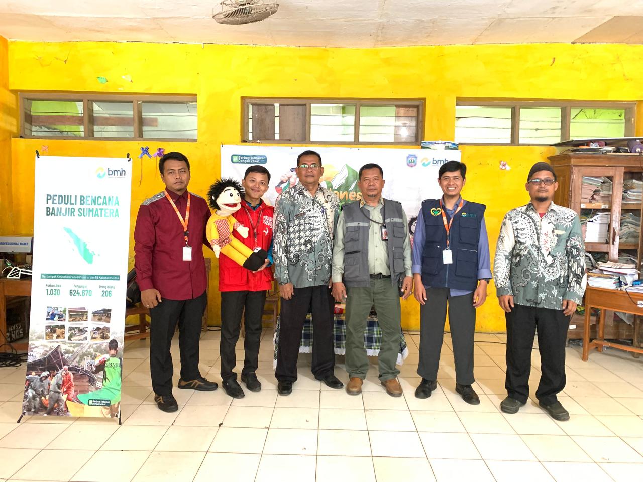 BMH Hidayatullah Ajak Siswa SD Peduli Sesama