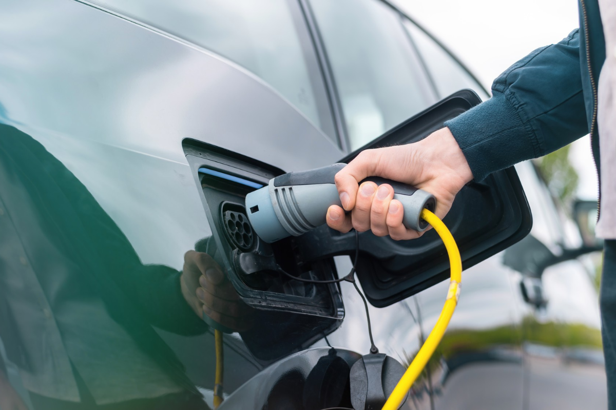 Jangan Asal Murah! Begini Cara Memilih Mobil Listrik Bekas agar Tidak Rugi