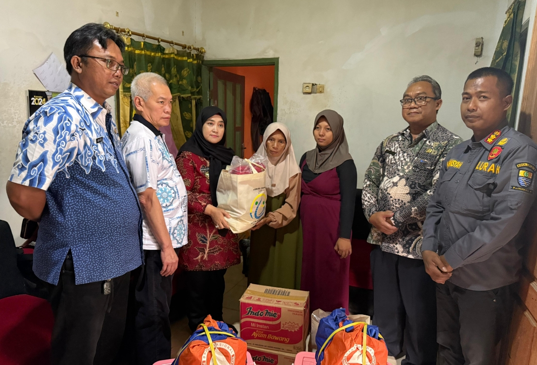 Kunjungi Keluarga Korban Longsor Galian Argasunya, Wakil Walikota Cirebon: Turut Berduka Cita