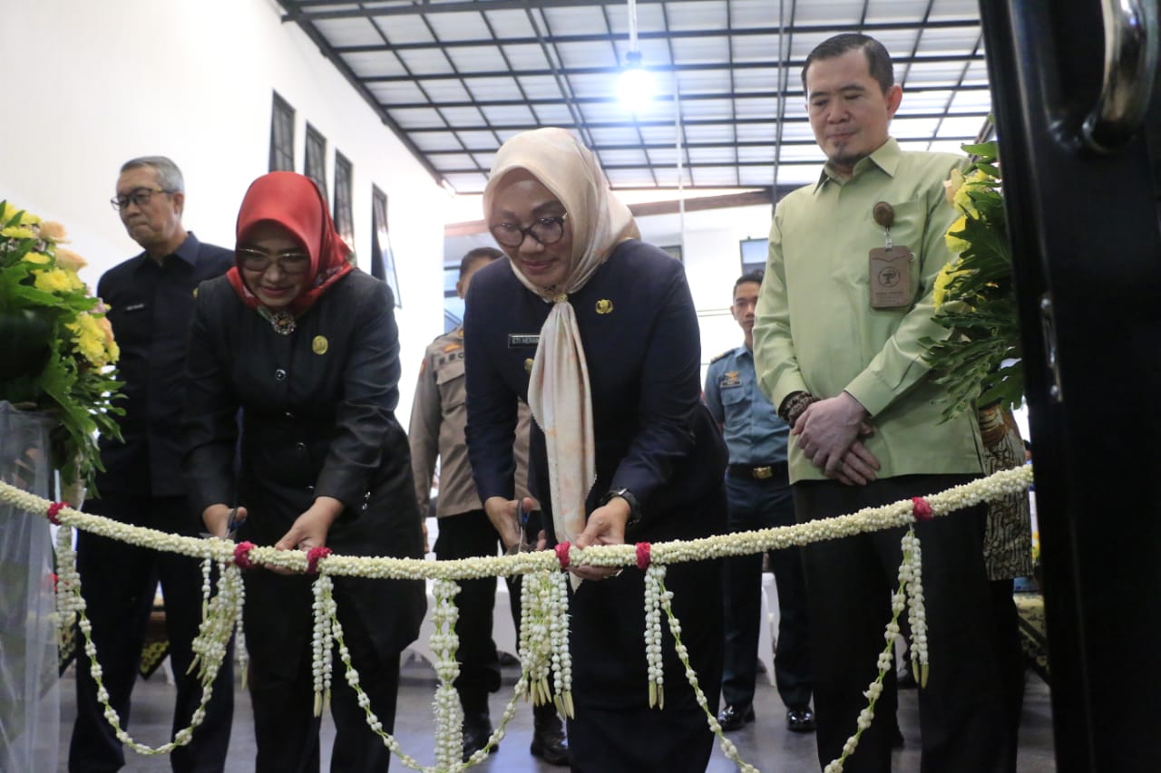Perumda Farmasi Kota Cirebon Buka Dua Klinik Baru