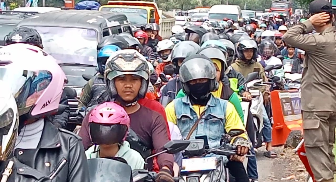 Suka Duka Pemudik Asal Yogyakarta yang Singgah di Kota Cirebon: Lelah Hilang Saat Bertemu Keluarga