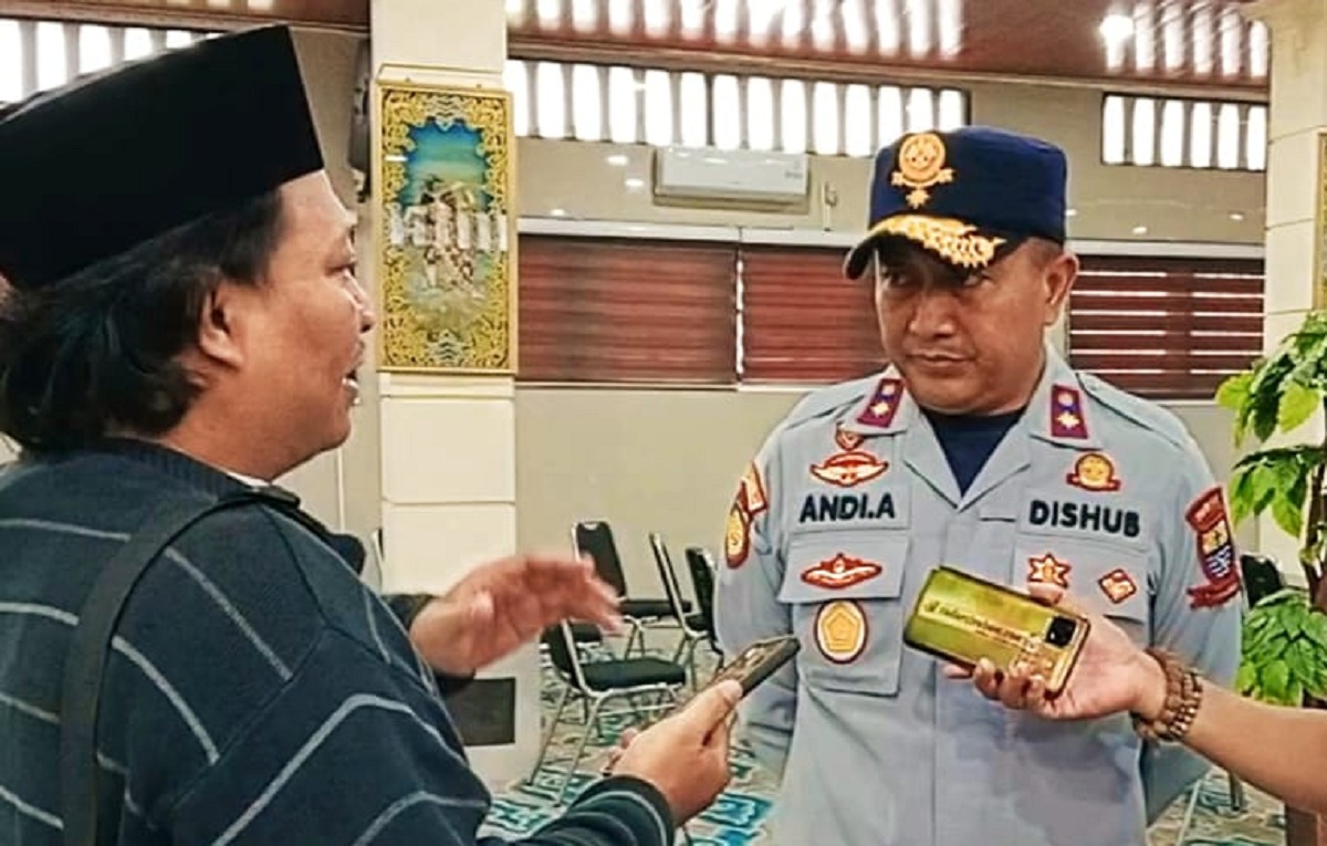 Driver Ojol Mengeluh Soal Pungutan Parkir Restoran di Cirebon, Kadishub Mengaku Baru Dengar