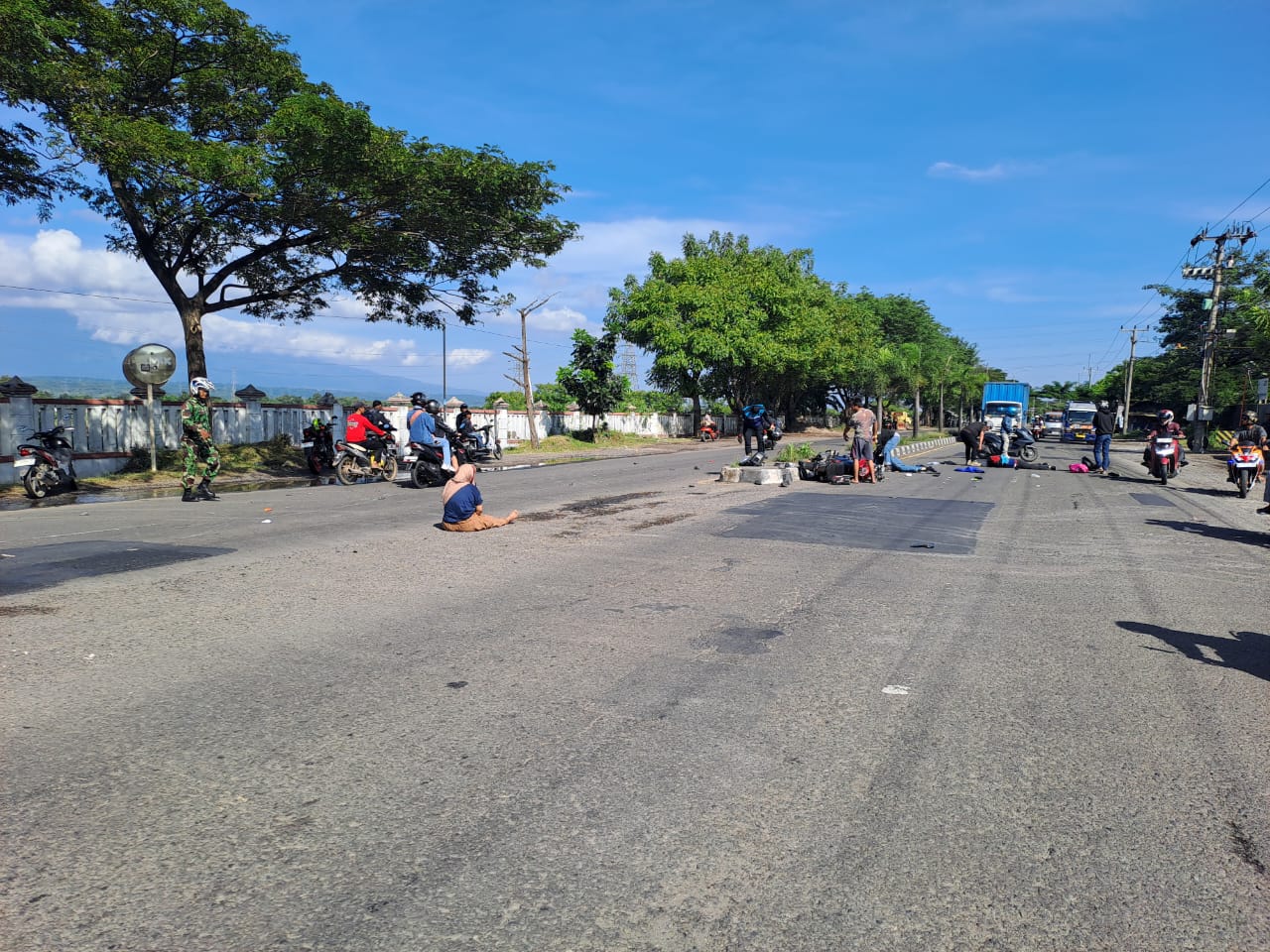 Kecelakaan di Kanci Kulon Cirebon, 3 Pengendara - Penumpang Motor Luka-luka