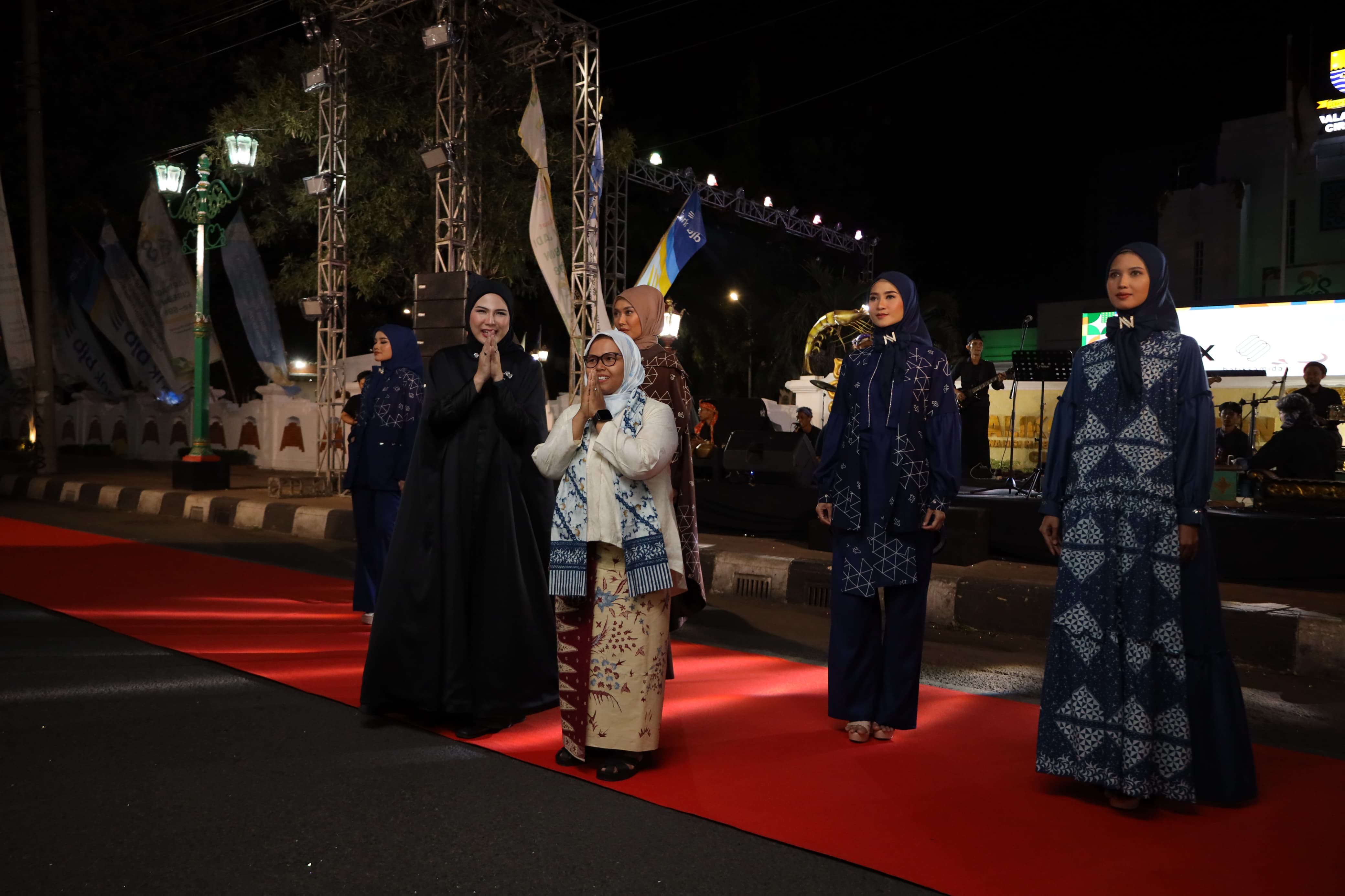 Kolaborasi Batik Samida dan Nina Nugroho; Tuangkan Sejarah Perdagangan Dunia dalam Motif Batik