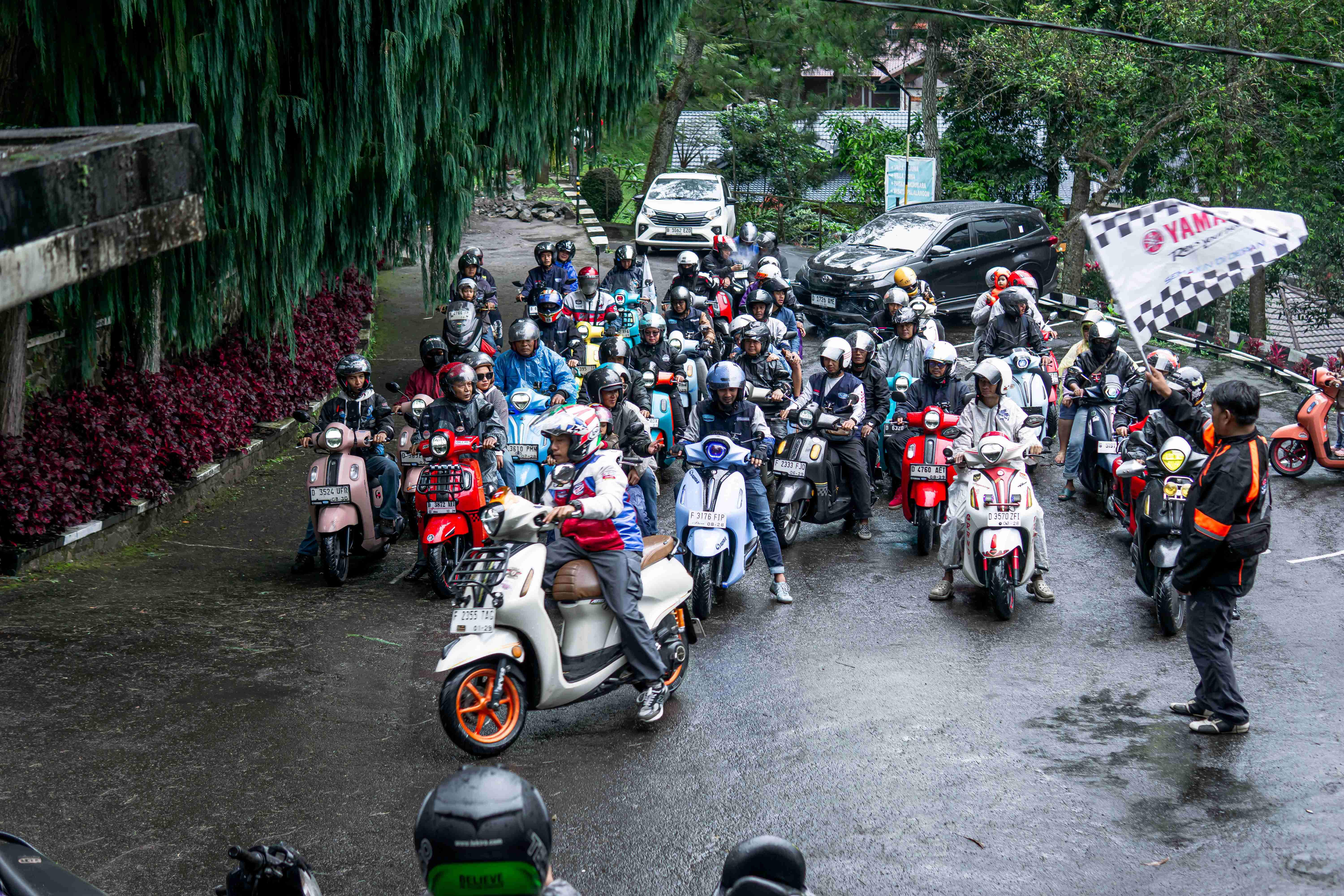 Yamaha Classy Jabar Ngariung, Merayakan Kebersamaan Komunitas dengan Gaya Nyentrik