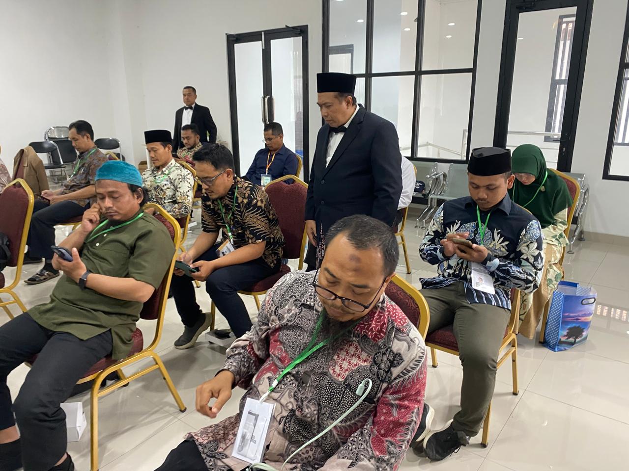 Uniknya Seleksi PPIH, Tes CAT Pakai Handphone 