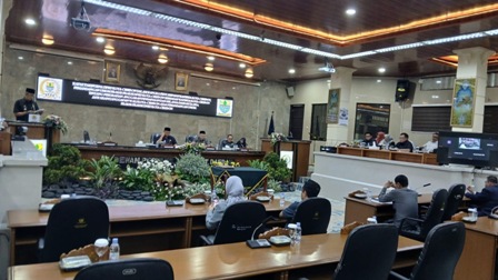 DPRD Kota Cirebon Mulai Bekerja