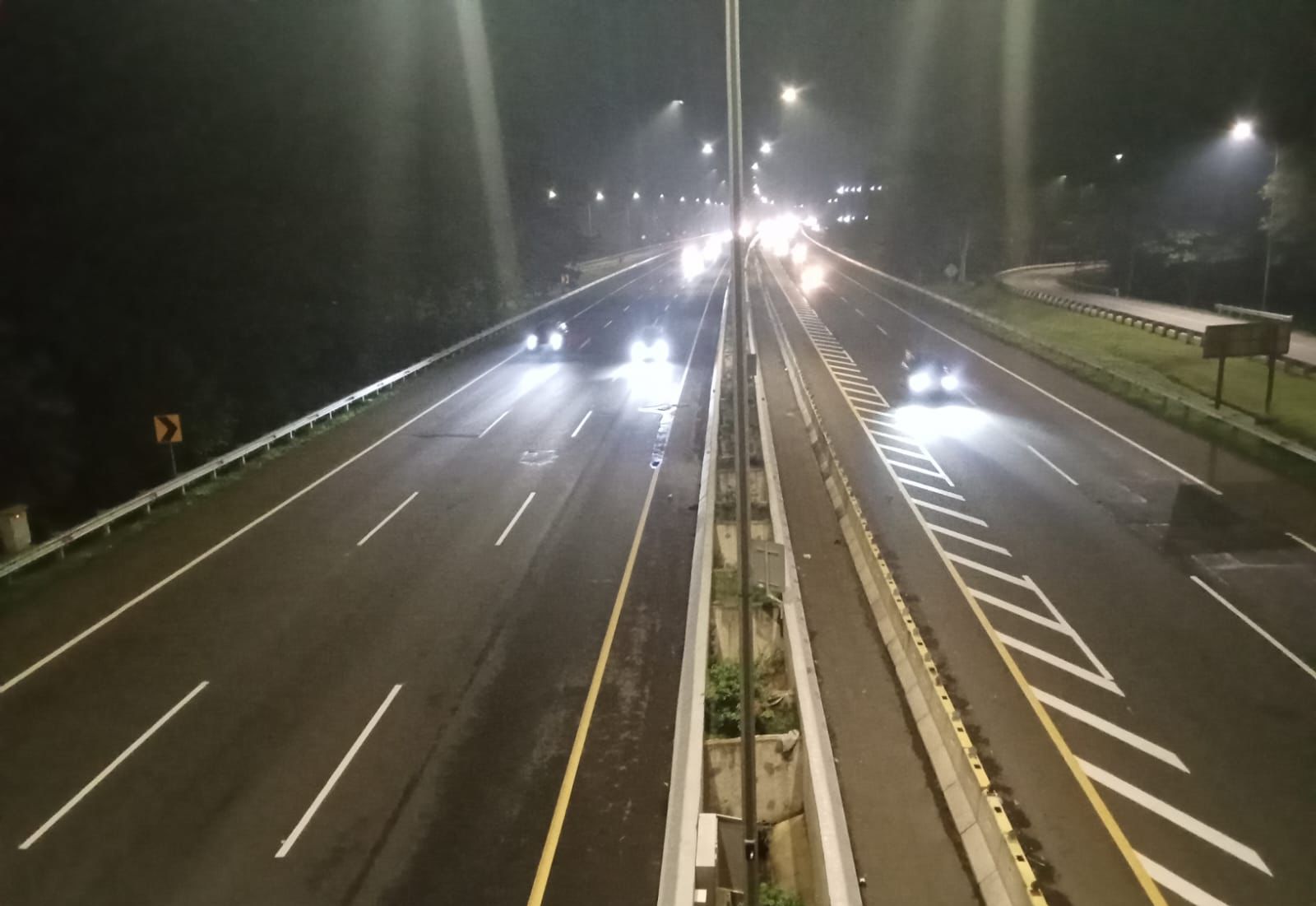 Update Malam Tol Cipali: 108 Ribu Kendaraan Melintas, Arus Mulai Sepi
