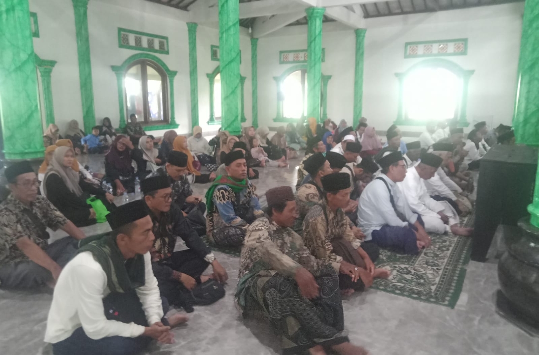 Desa Terancam Tenggelam, Ini Ikhtiar Terakhir Warga Ambulu Hadapi Rob