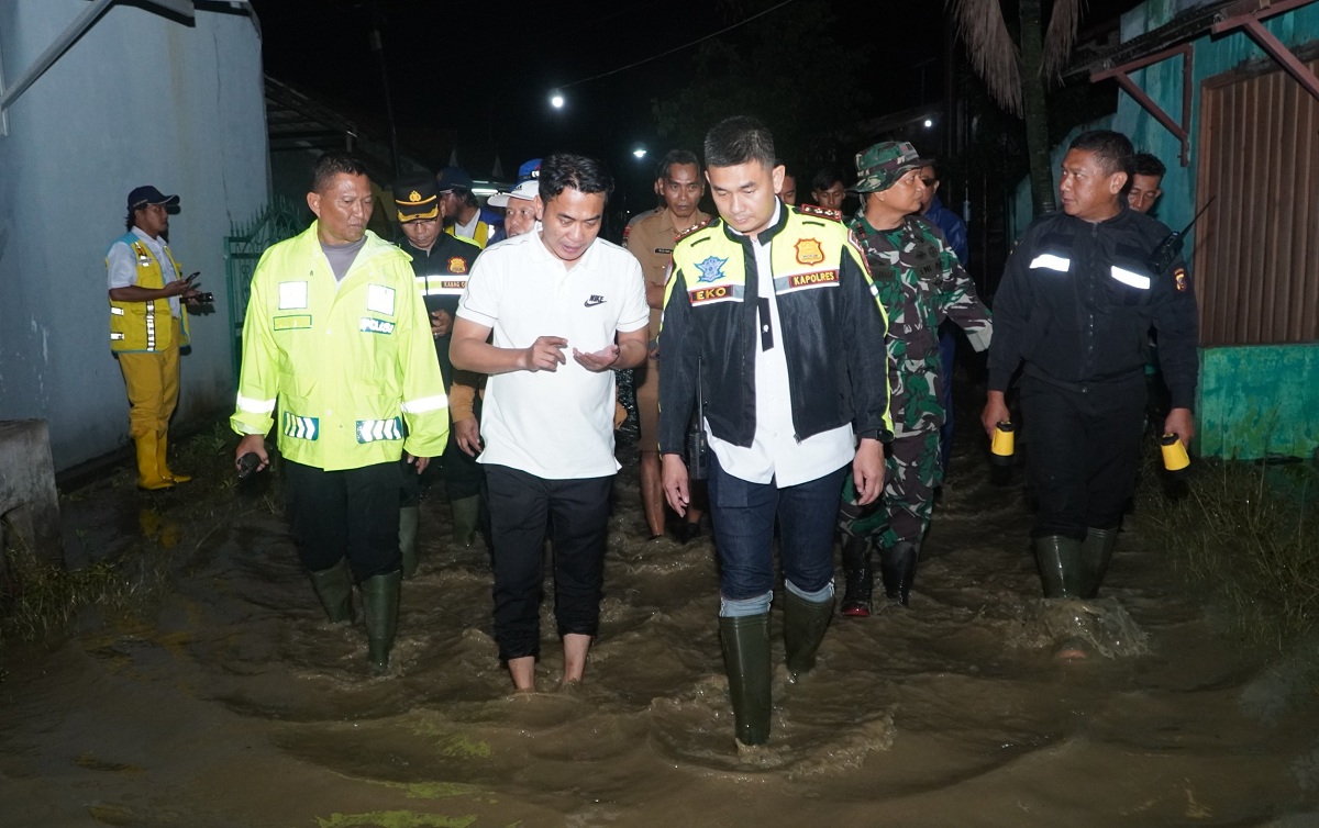 Banjir di Perumahan Green Pamengkang, Warga Terisolasi Selama Sore Hari