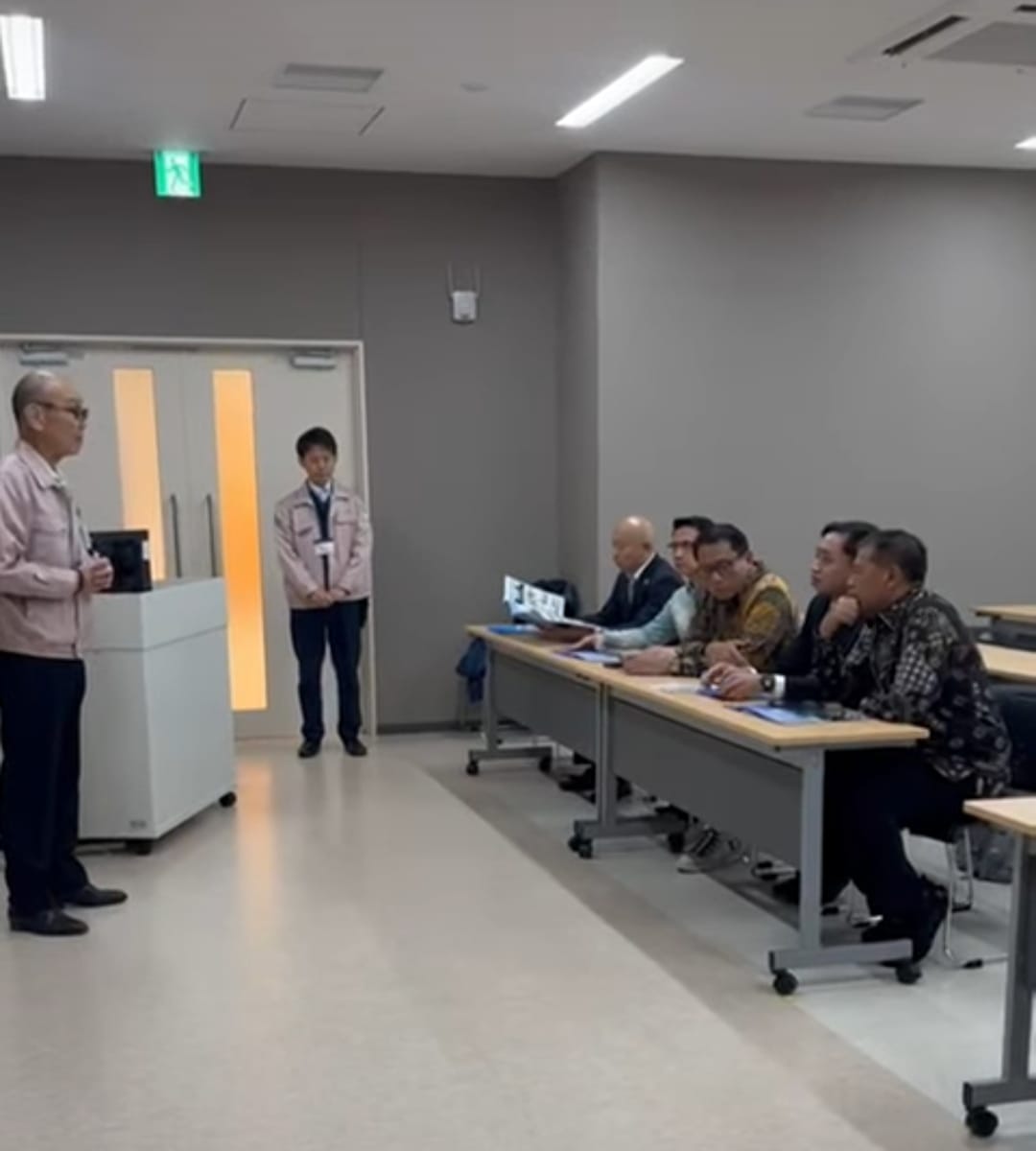 Bupati Eman Terbang ke Jepang! Majalengka Siap Dirombak Jadi Kota Paling Bersih di Indonesia!