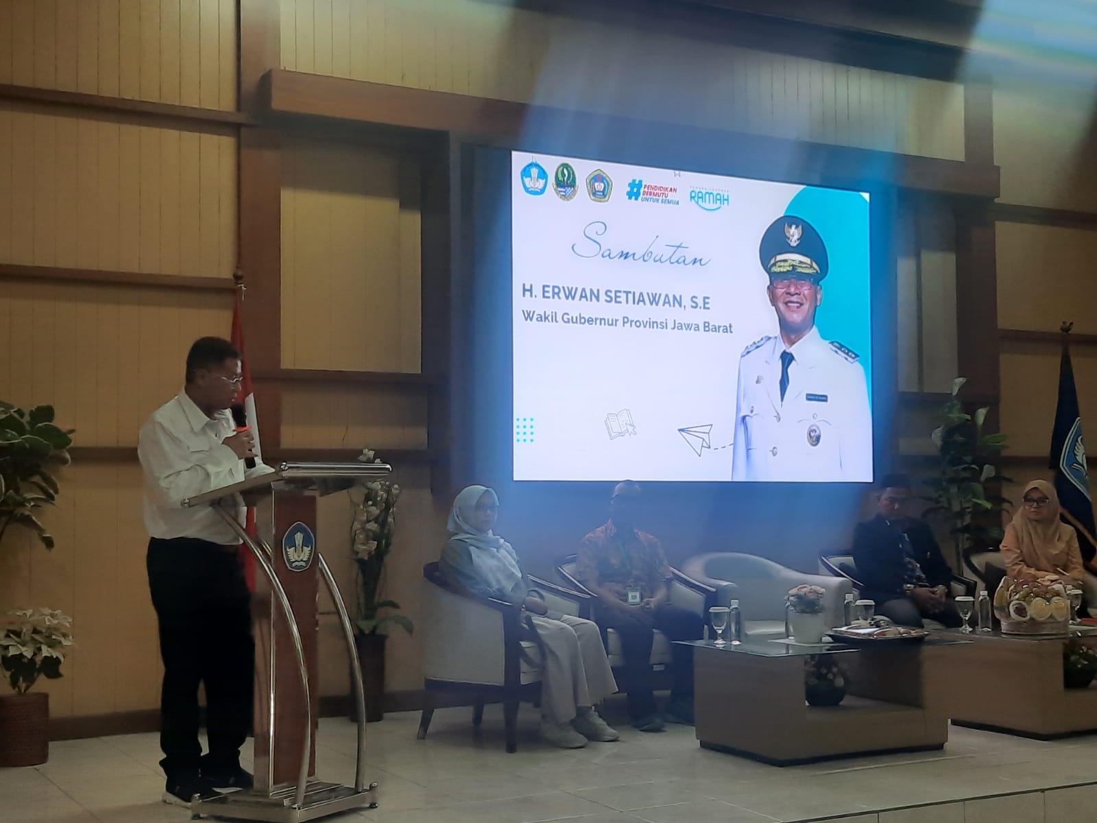 Ribuan PKBM di Jabar Disorot Wagub, Ini Dampaknya bagi Masa Depan Pendidikan