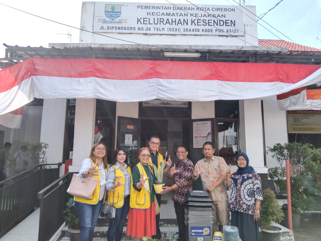 Lions Club Cirebon Cakrabuana Dukung Proklim RW 04 Kesenden