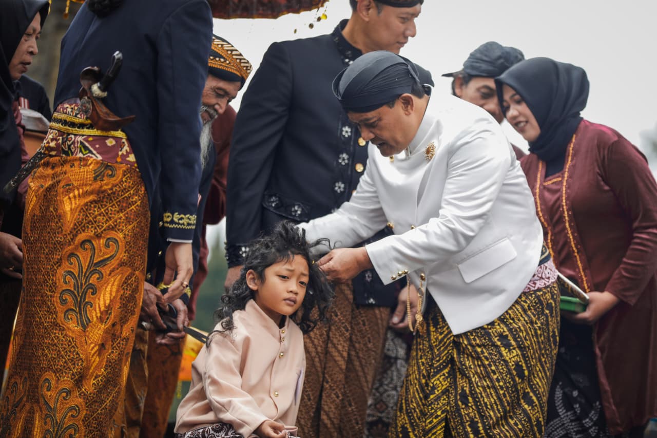Kala Tradisi Cukur Rambut Gimbal Jadi Daya Pikat Pengunjung Dieng Culture Festival