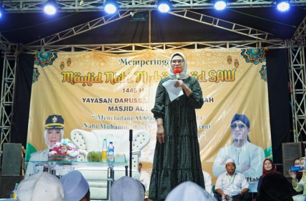 Hadiri Maulid Nabi, Bacabup Nina Agustina Minta Doa dan  Dukungan Warga Desa Pegagan