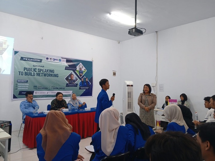 Mahasiswa IPB Cirebon Dibekali Kemampuan Public Speaking