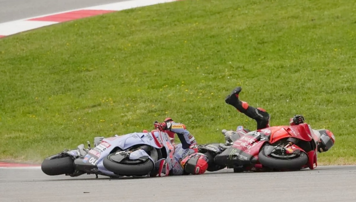 Pecco dan Marquez Tabrakan di MotoGP Portugal, Siapa yang Salah?