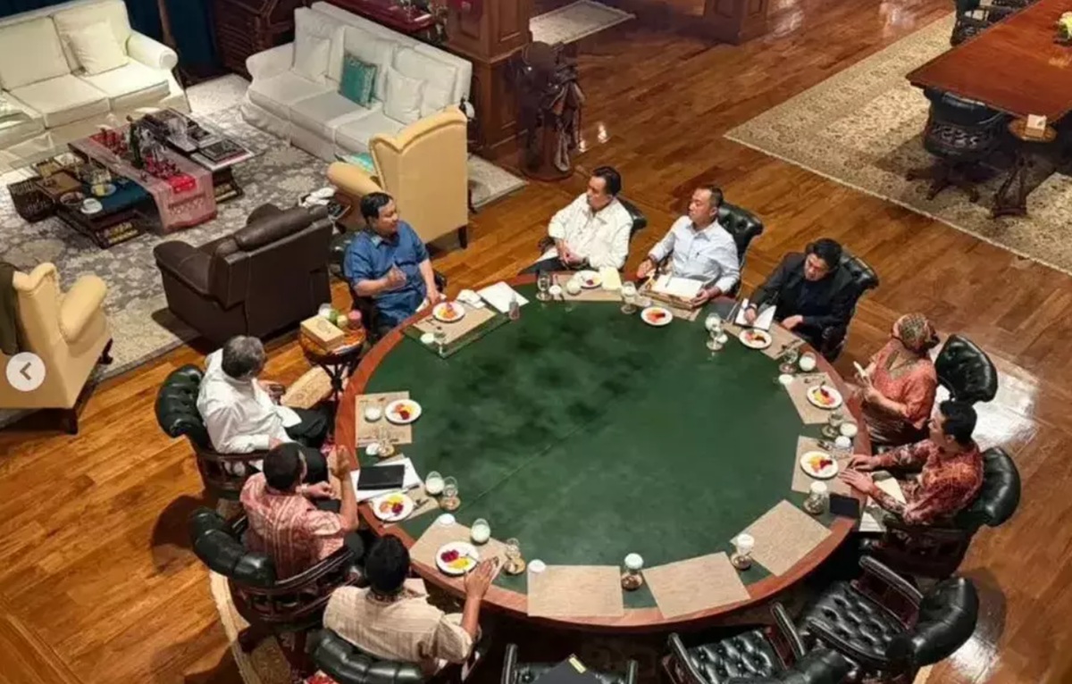 Presiden Prabowo Gelar Rapat Tertutup di Kertanegara, Dihadiri Wapres dan Sejumlah Menteri