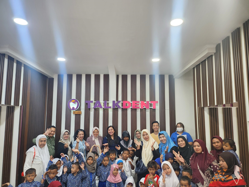 Eduwisata Kejaksan: Anak TK Cirebon Belajar Sambil Main dari Perawatan Gigi hingga Kenal Pasar