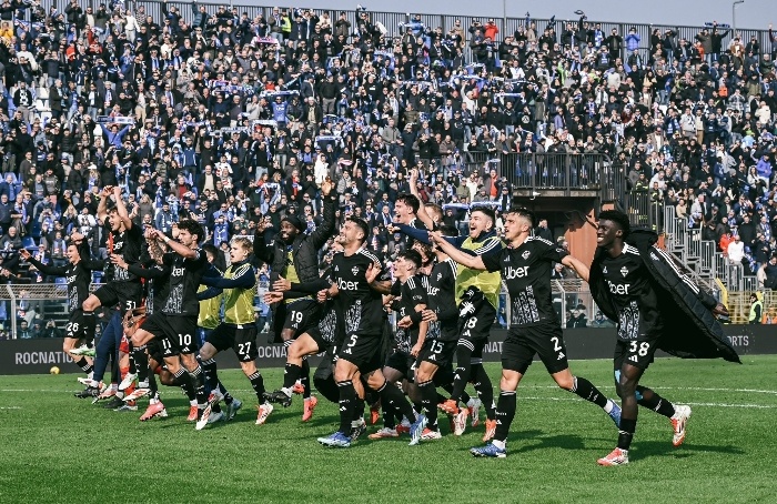 Como Kalahkan Napoli, Anao Asuh Antonio Conte Gagal ke Puncak Klasemen