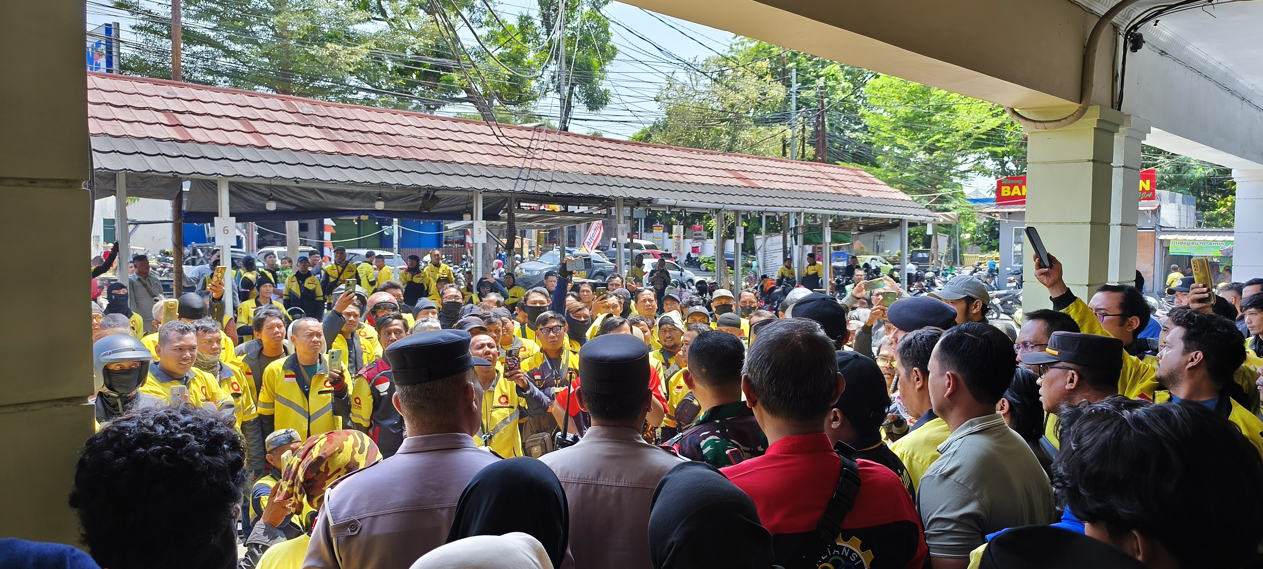 Driver Maxim Cirebon Demo, Soroti Turbo Prioritas hingga Dugaan 'Tuyul'