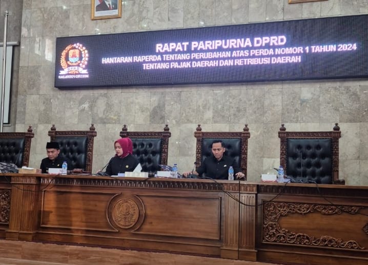 Segera Bahas Perubahan Perda Pajak dan Retribusi Daerah