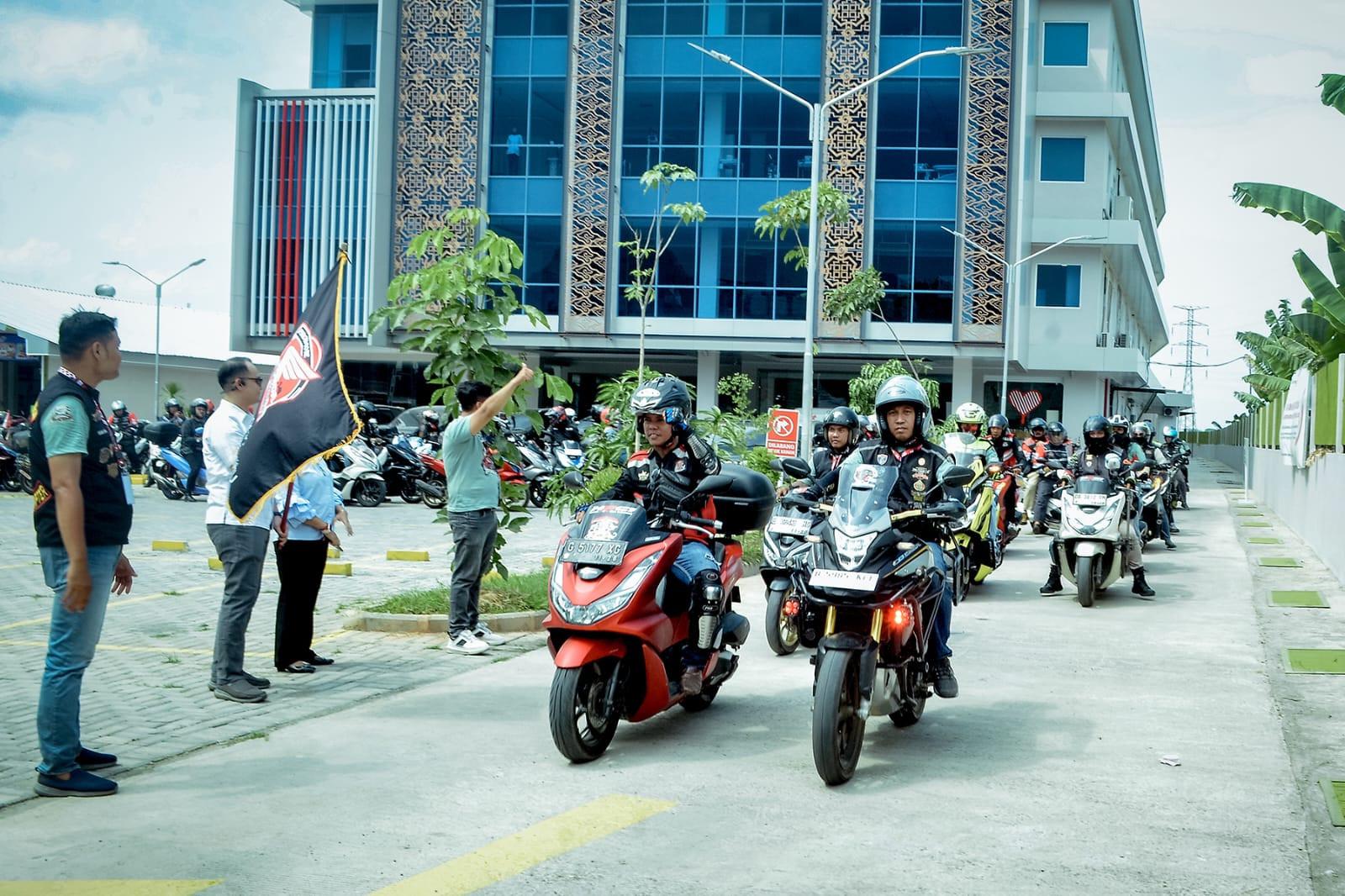 HPCI Cirebon Chapter Gelar Rolling City dan Pesta Budaya