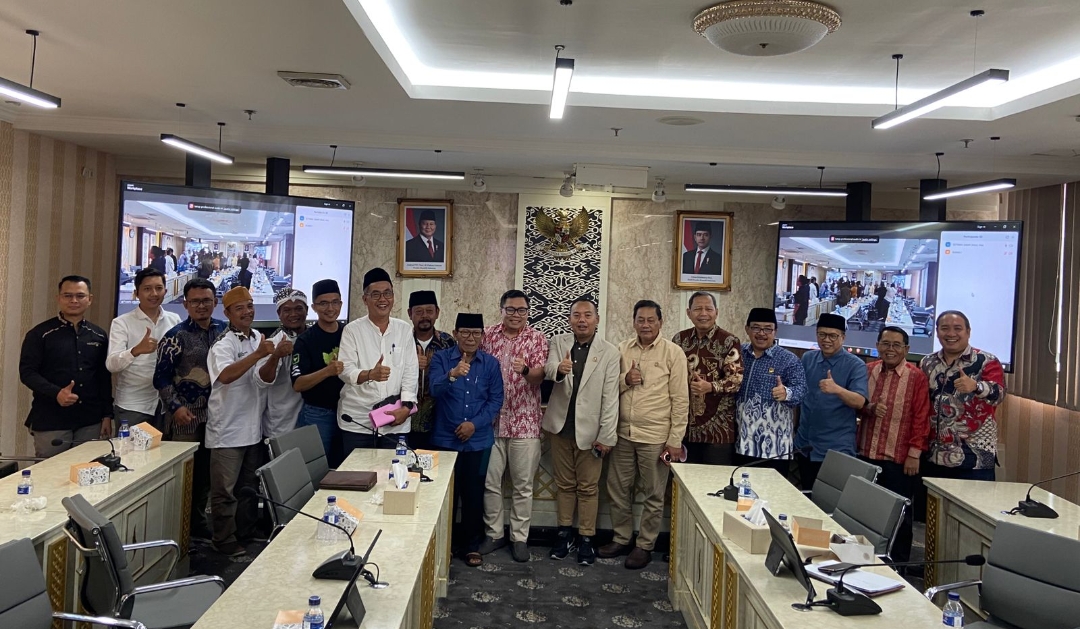Komisi I DPRD Jabar Kawal CDOB Cirebon Timur ke Kemendagri, FCTM: Optimis Mekar
