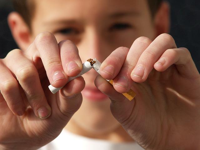 Percayalah, Berhenti Merokok Kurangi Resiko Kanker, Berikut Hasil Penelitiannya