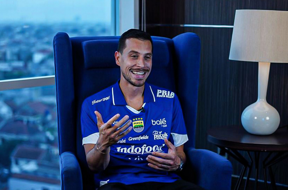 Laga Persis vs Persib Jadi Momen Emosional Thom Haye: Ternyata Solo Punya Arti Khusus