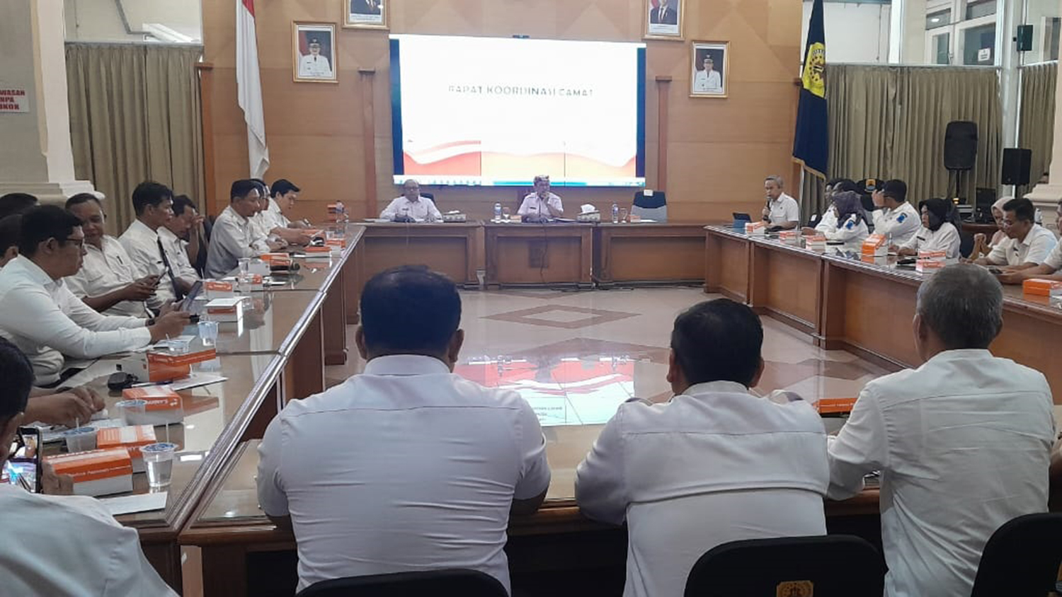 Tidak Perlu Lagi Datang ke Sumber, Pelayanan Cukup di Kantor Kecamatan