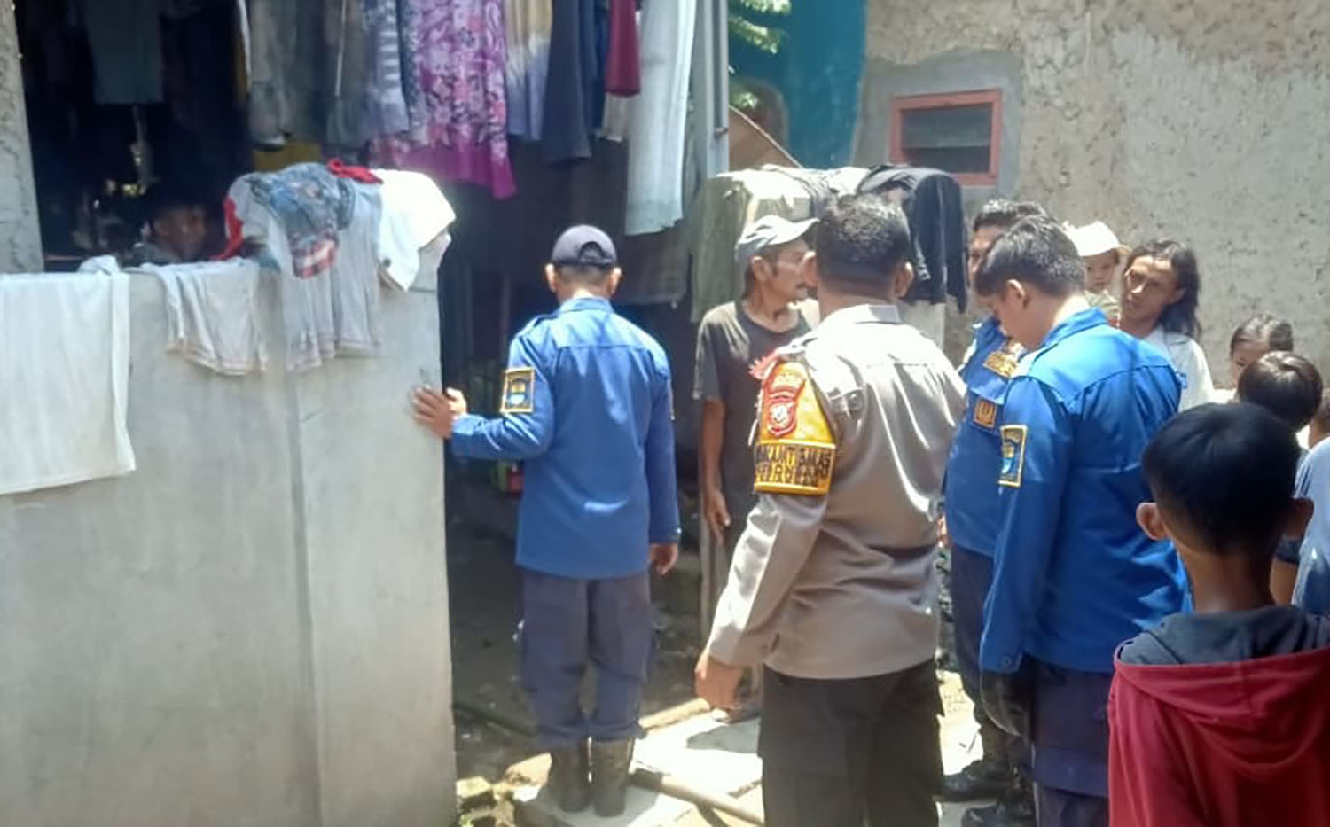 Kebakaran Rumah Terjadi di Kawasan Padat Pemukiman Kelurahan Kesenden