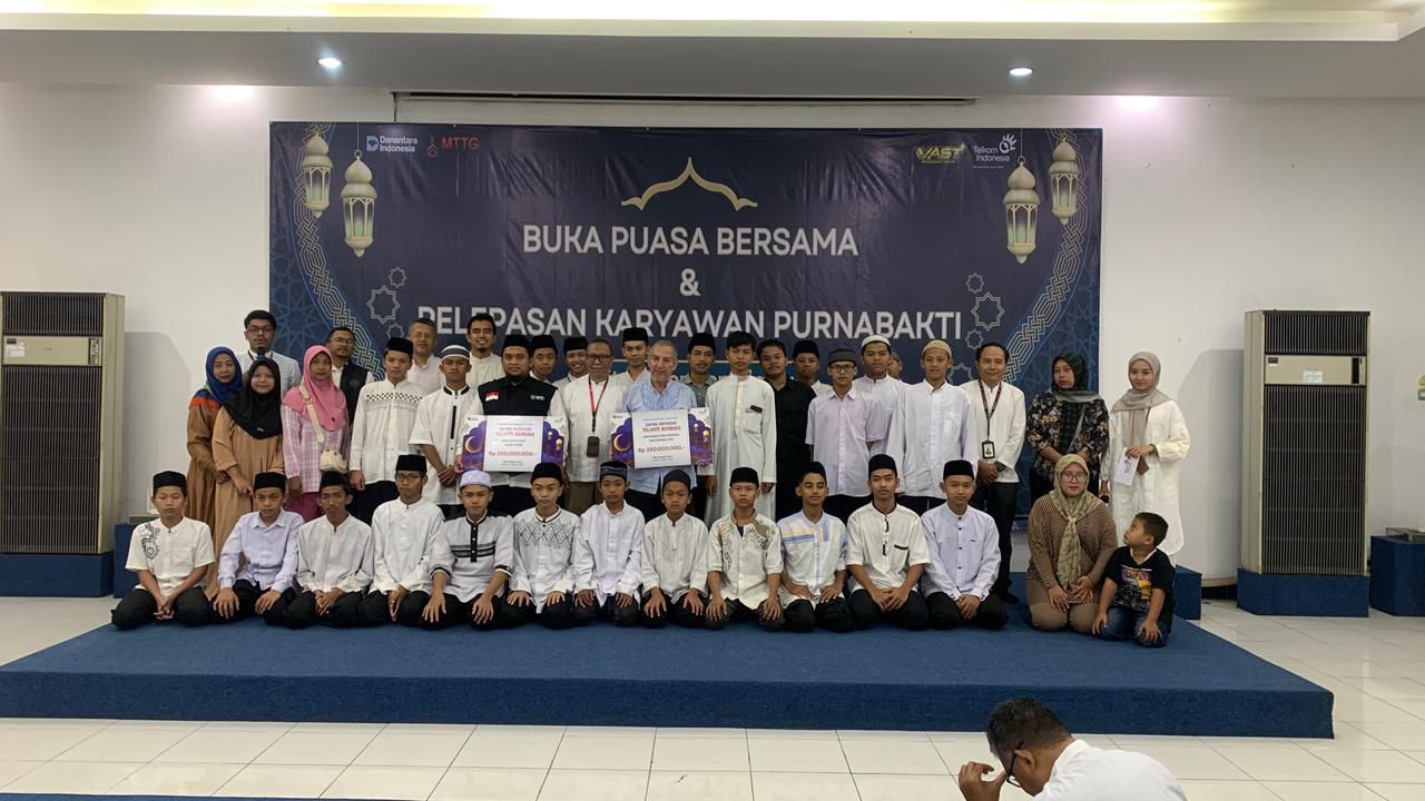 Telkom witel Priangan Timur bersama BMH Sukseskan Program Santunan 1000 Yatim