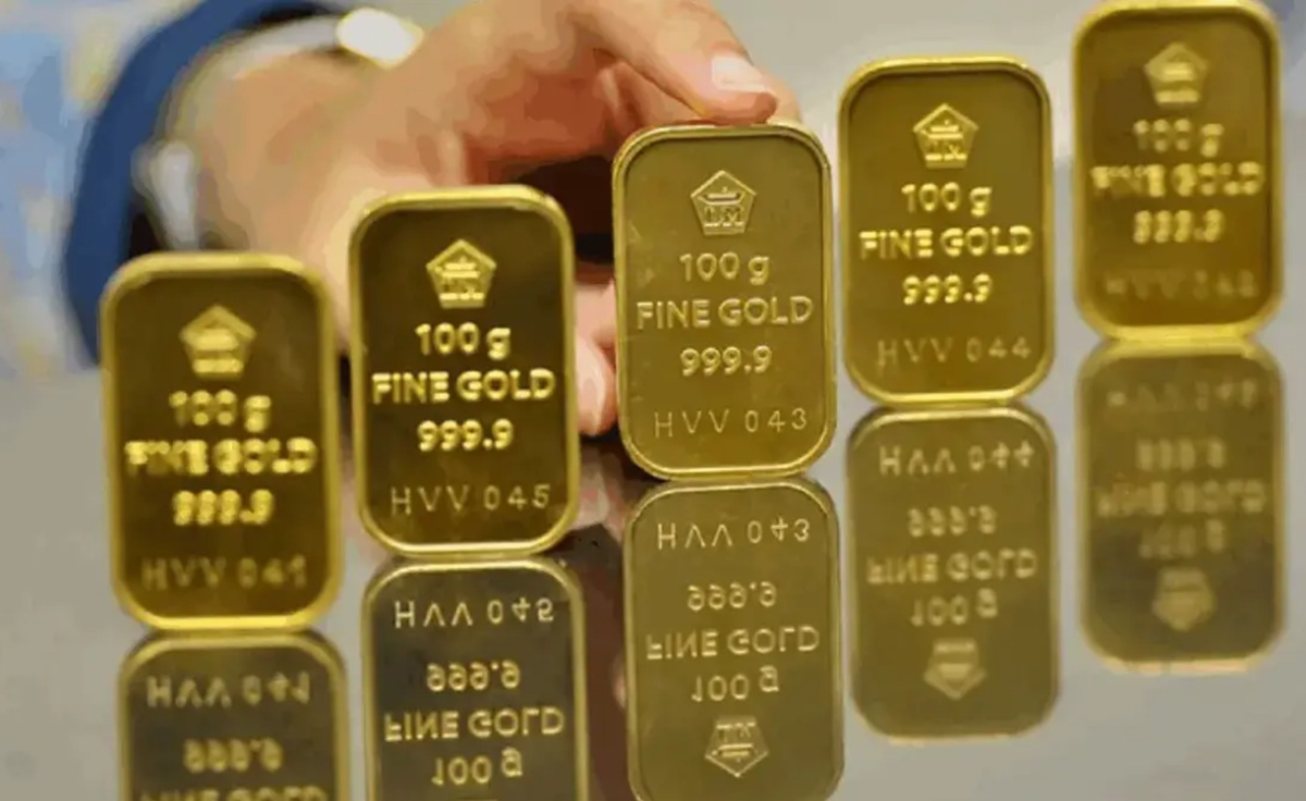 Harga Emas Antam Hari Ini Tembus Rp3 Juta per Gram, Rekor Tertinggi Sepanjang Sejarah