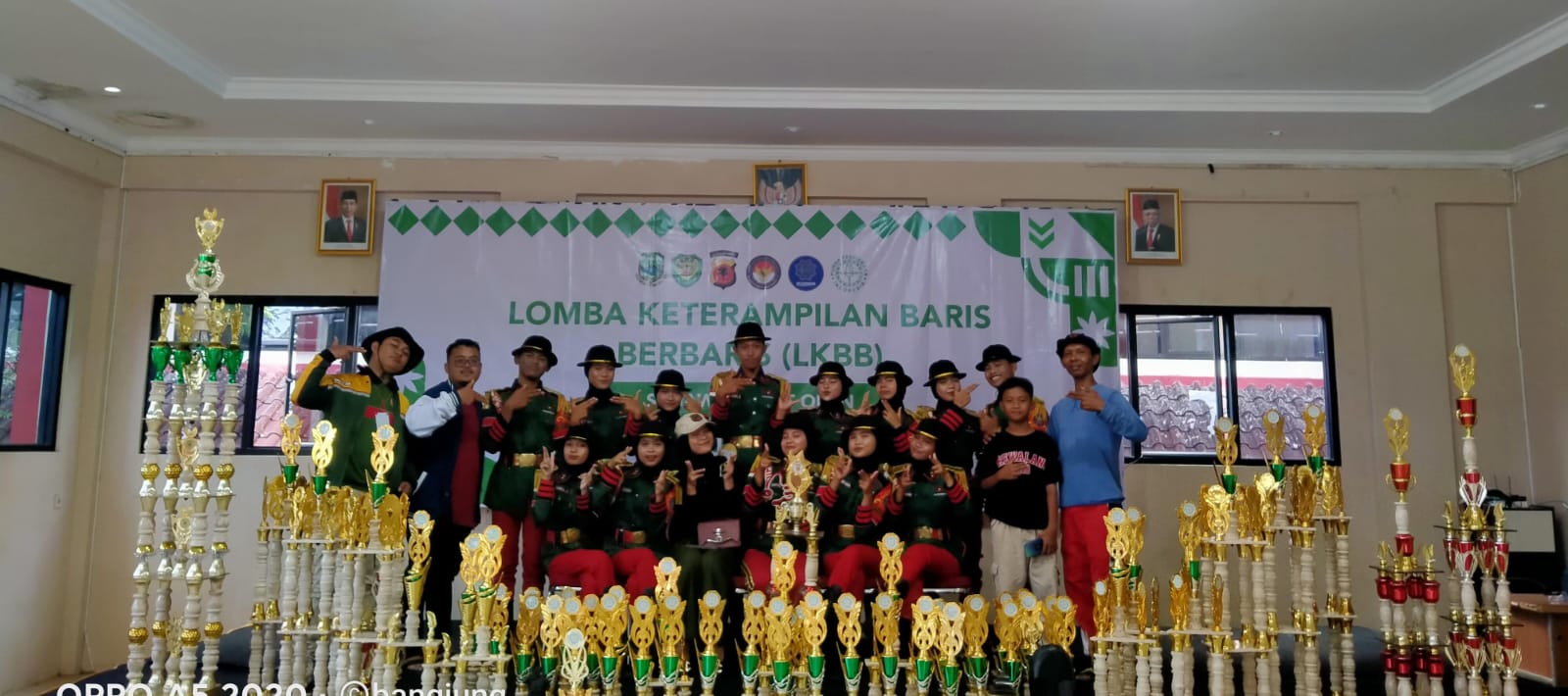 Paskibra SMK Ulil Albab Raih Segudang Prestasi 