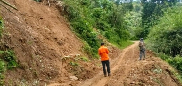 Longsor di Kabupaten Kuningan, 3 Desa di Kecamatan Ciniru, Akses Jalan Tertimbun Tanah