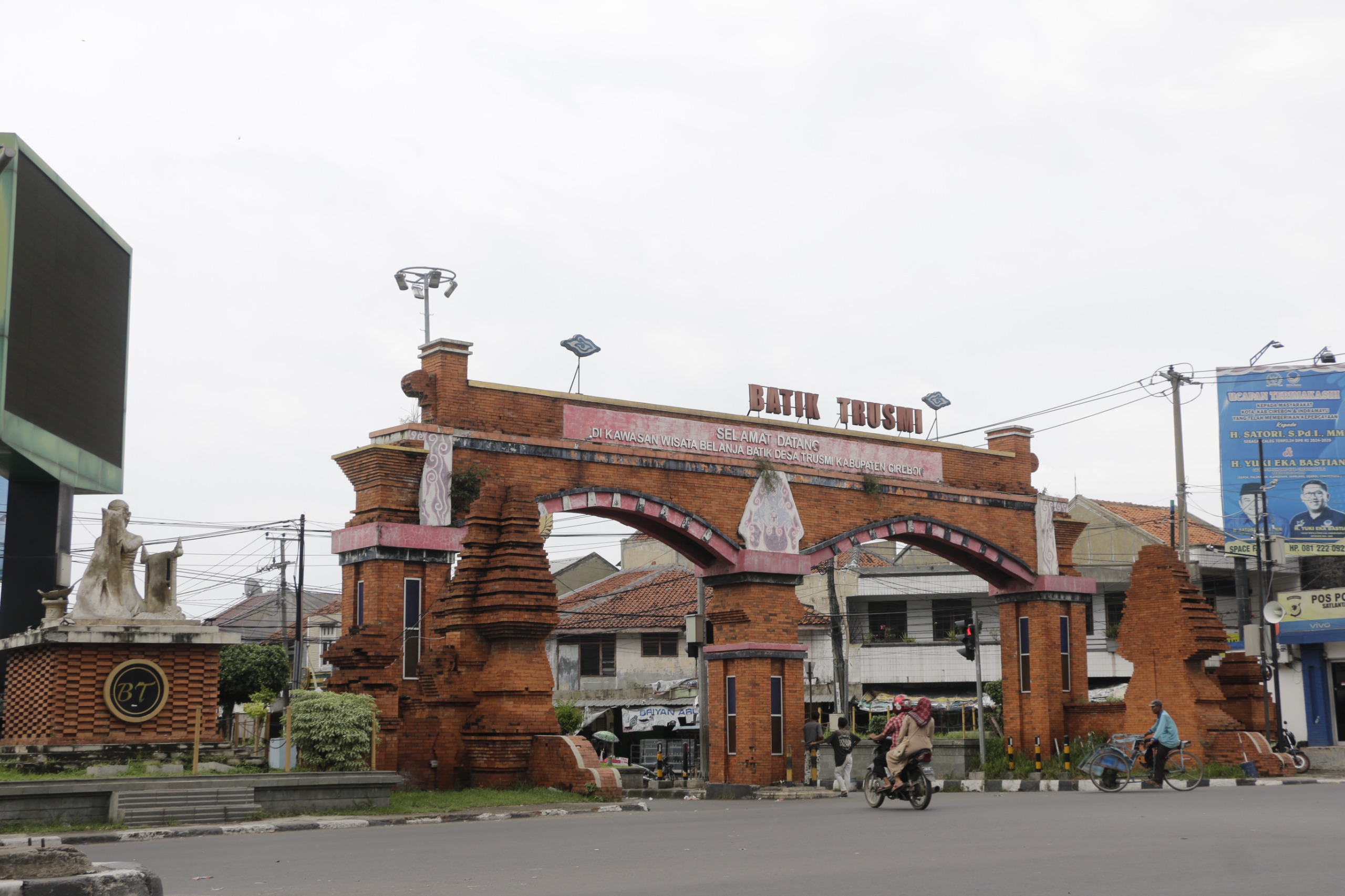 Penataan Kawasan Trusmi: Menuju Destinasi Unggulan Tanpa Kehilangan Identitas Budaya