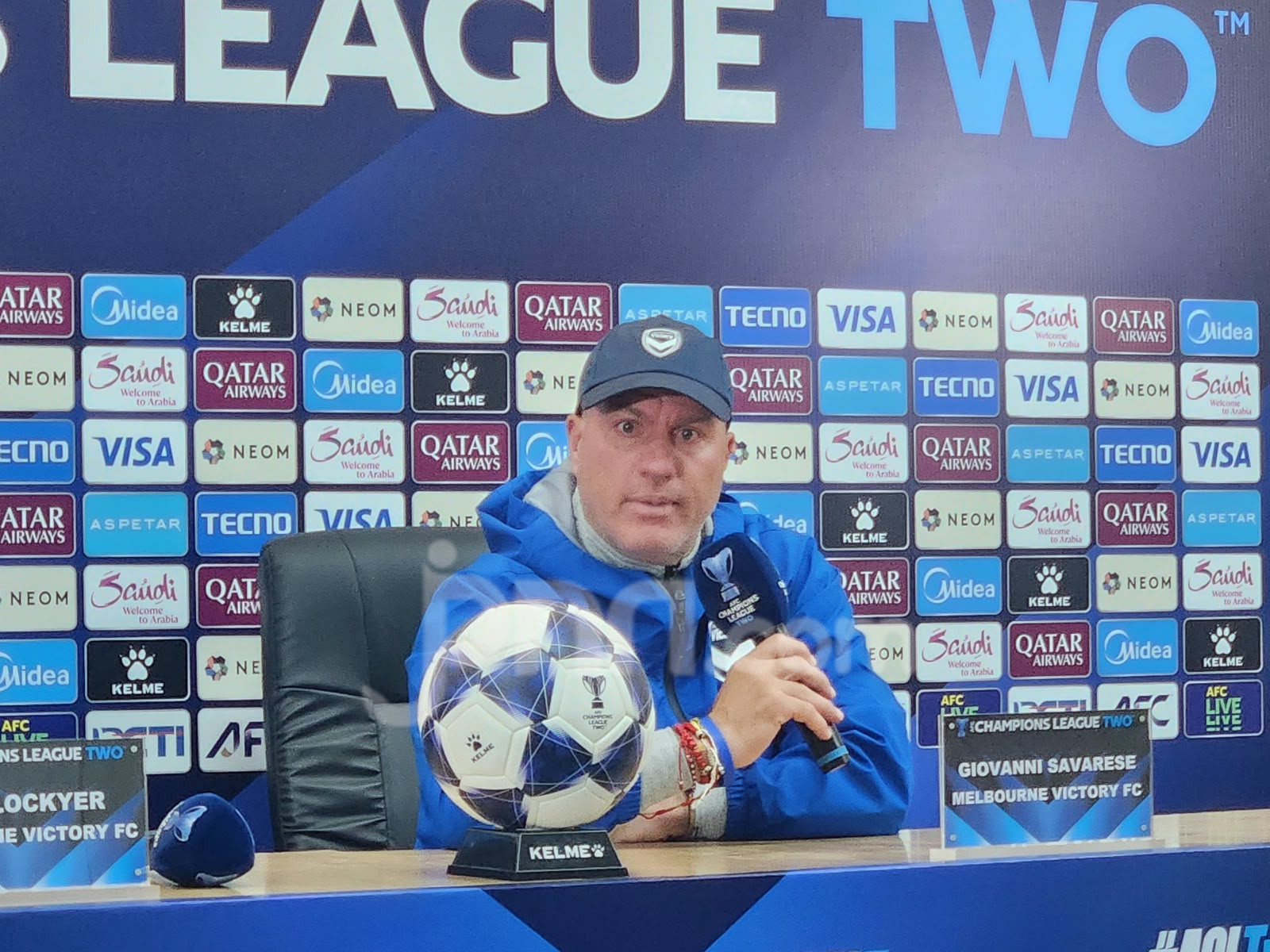 Pelatih Melbourne Victory Soroti Kabut Asap Indonesia Jelang Hadapi Persib Bandung