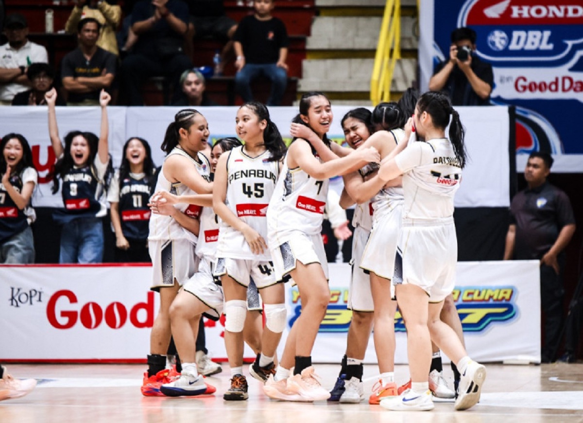 Penguasa Gelar! Tim Basket Putri SMA BPK Penabur Cirebon Kembali Juara DBL West Java East