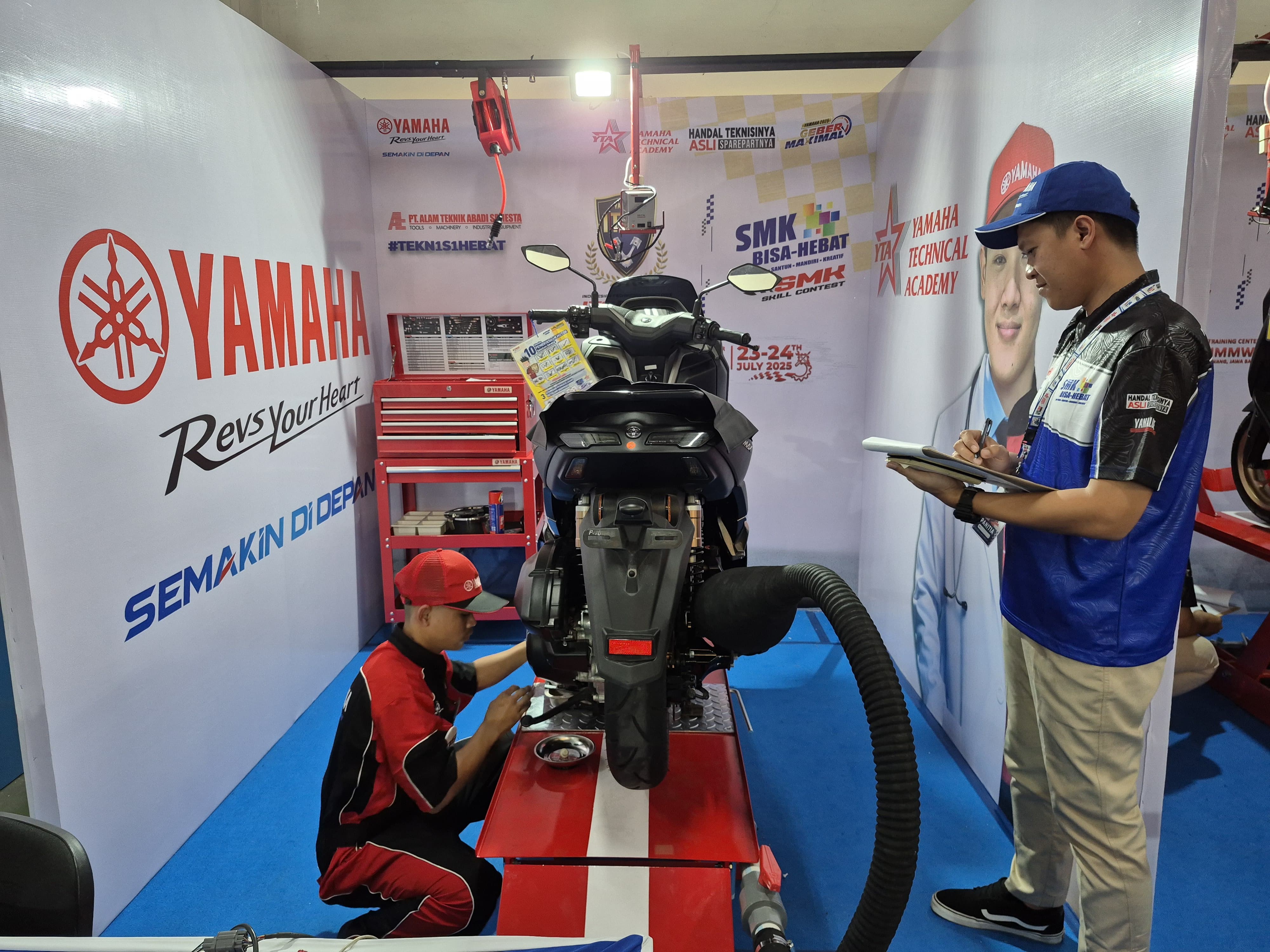 Indonesia Technician Grand Prix Digelar, Lebih Dari 2 Dekade Komitmen Yamaha Cetak Teknisi Berkualitas Global