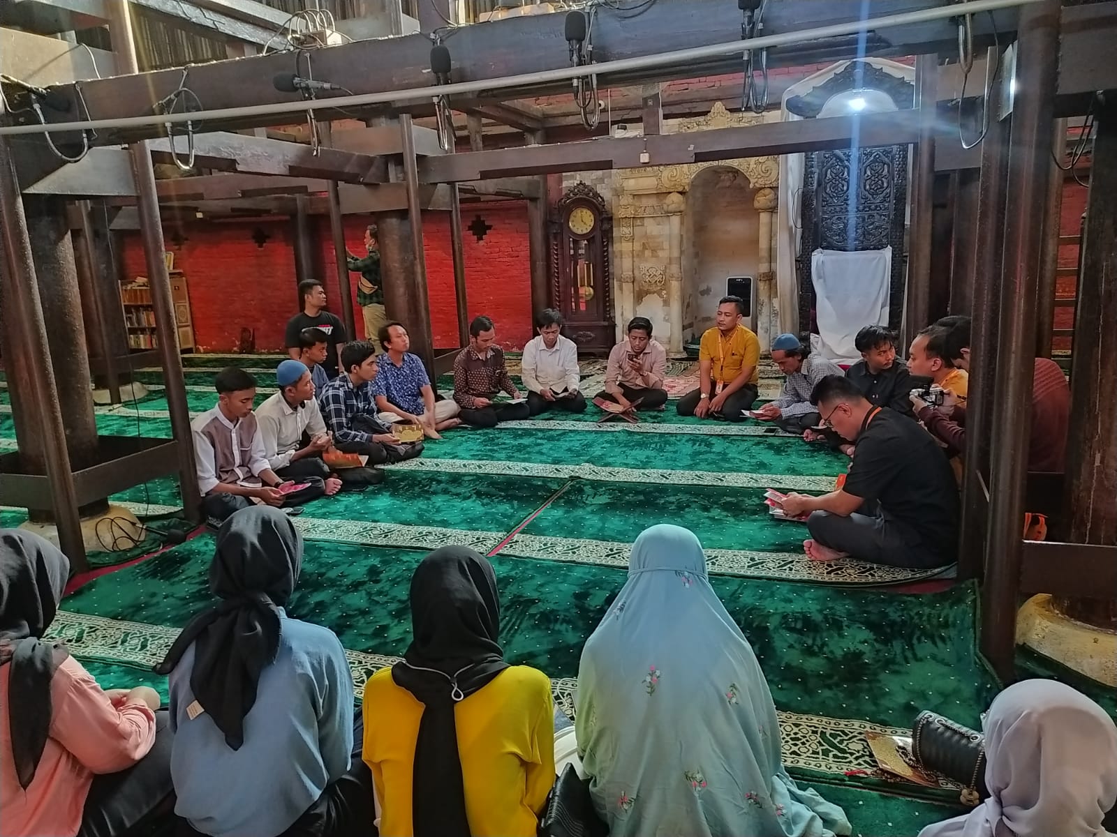 1 Suro, Khataman dan Haul Habib Jafar Al Kaff di Masjid Sang Cipta Rasa Cirebon