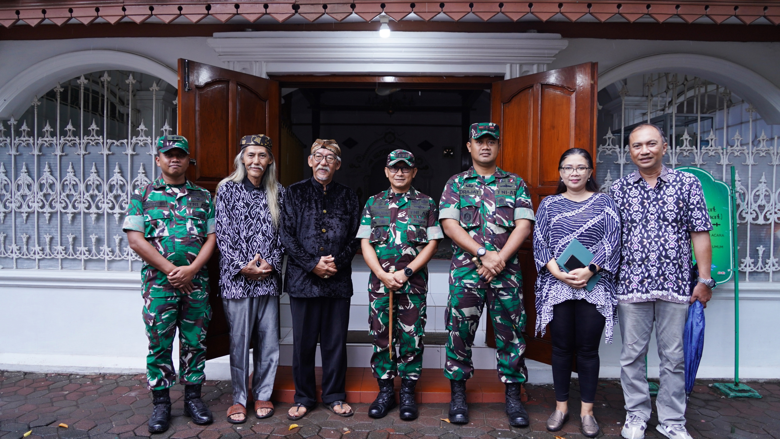 Sinergi Budaya : Korem 063/SGJ dan Keraton Kacerbonan Perkuat Warisan Leluhur Cirebon