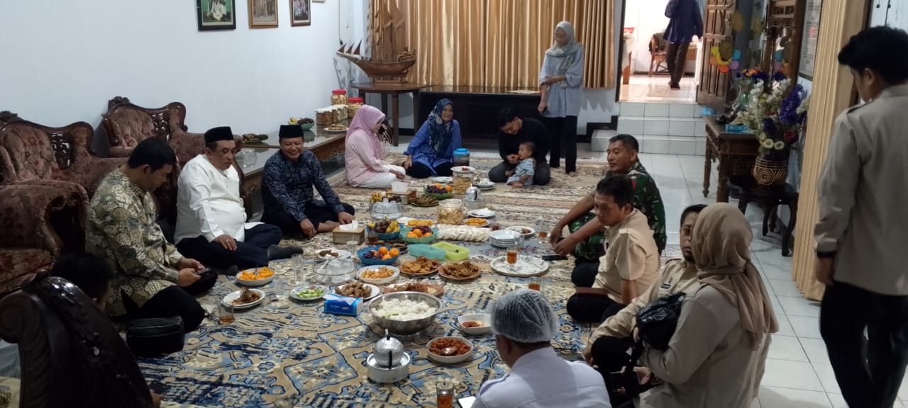 Danramil 1401/Kesambi Dampingi Kunjungan Kerja Deputi BBN di SPPG Kesambi