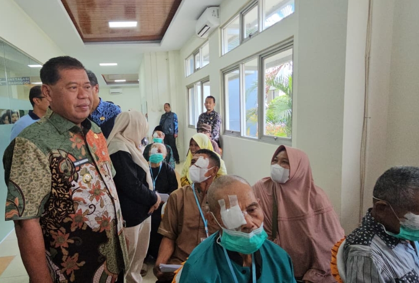 Lebih dari 600 Warga Majalengka Nikmati Operasi Katarak Gratis lewat Program Ini